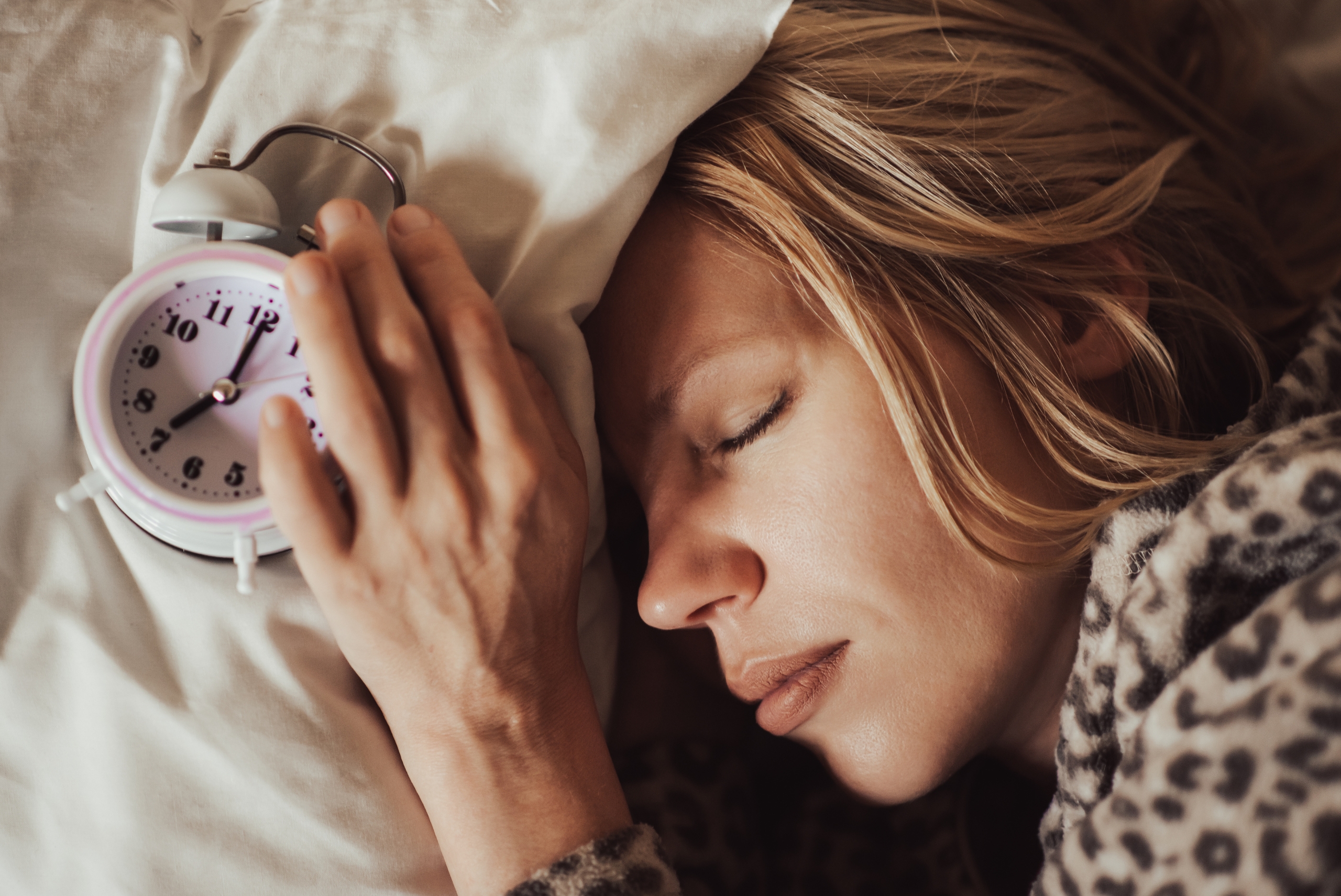why does jet lag happen after long flights